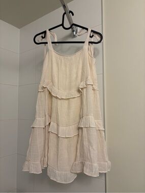 HYFVE Cream Tie-Shoulder Ruffle Tiered Tank